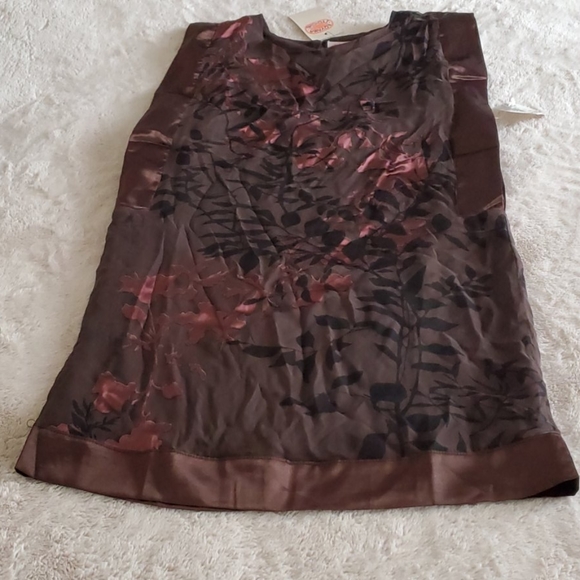 Dress - Picture 1 of 1